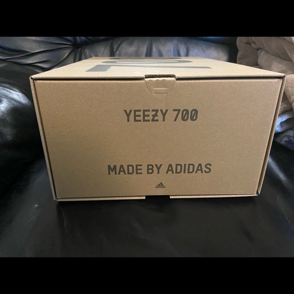 ❌SOLD***🔥ADIDAS YEEZY 700 V3 ALVAH 🔥🔥 - Picture 15 of 16
